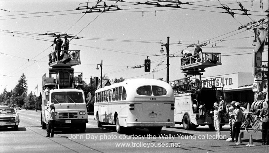 can_m_van_misc_linetruck_1968_jdaywy.jpg