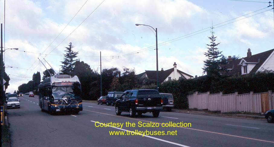 can_m_van_newflyer_2240_10thhighbury_20070923_ss.jpg