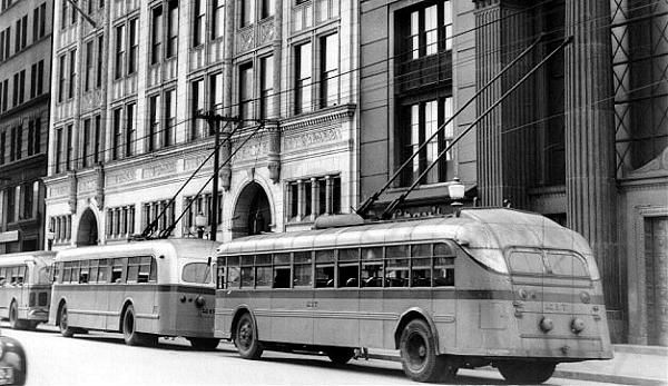 usa_m_yng_twin_217_brill_262.jpg
